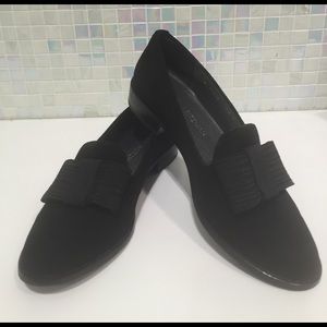 Stuart Weitzman Atabow loafer