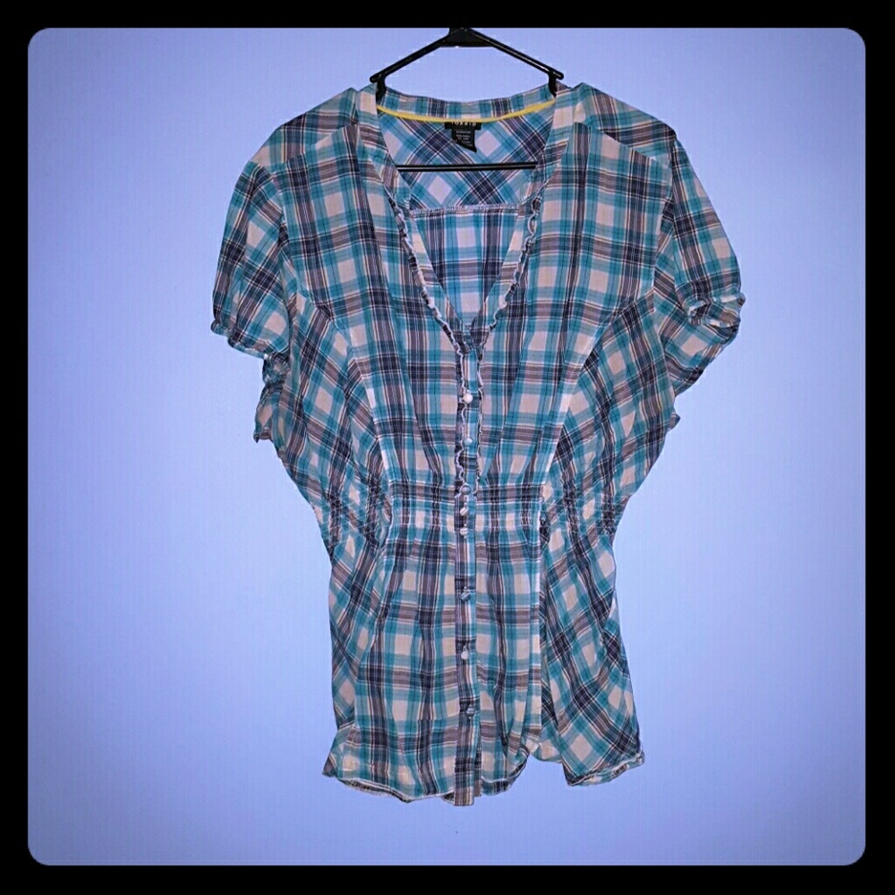 Short sleeve plaid blouse*lowest price*