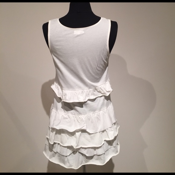 Sleeveless white ruffled top - Picture 2 of 2