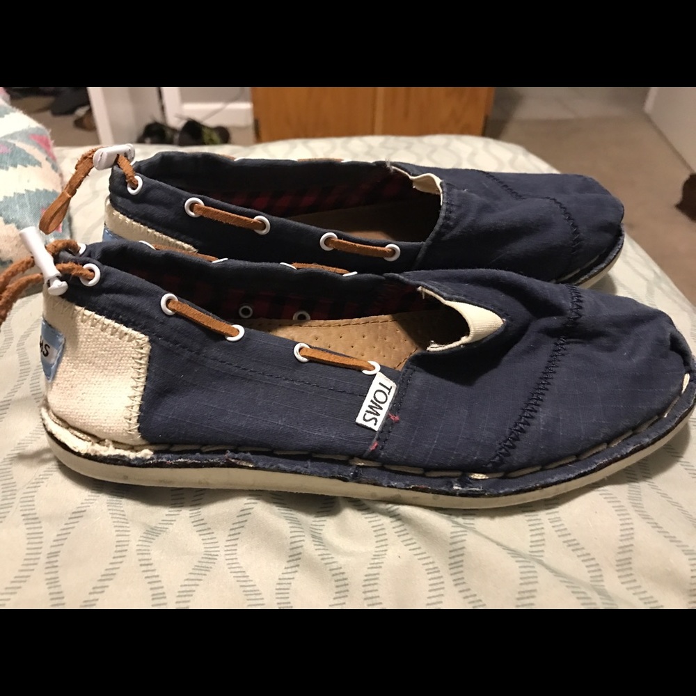 TOMS flats