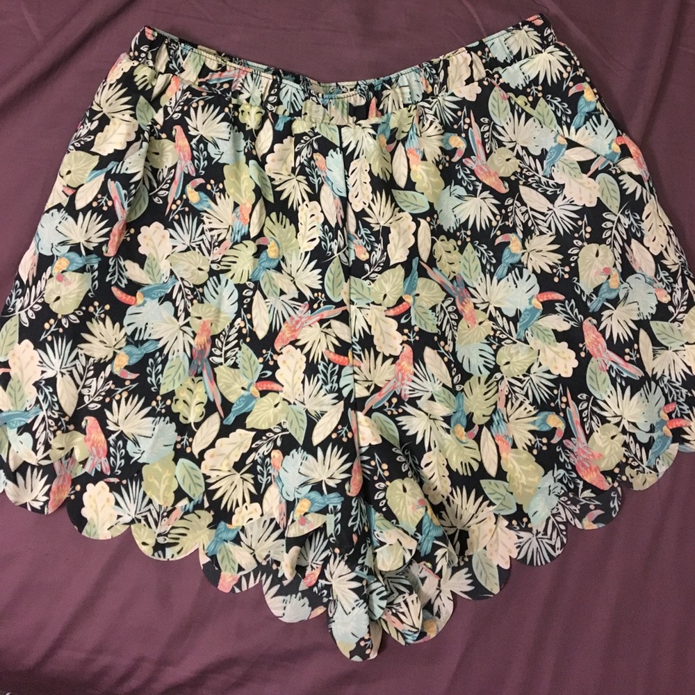Tropical shorts