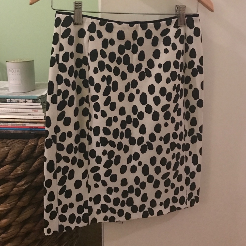 Spotted skirt