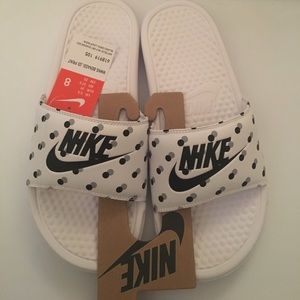 nike polka dot sliders