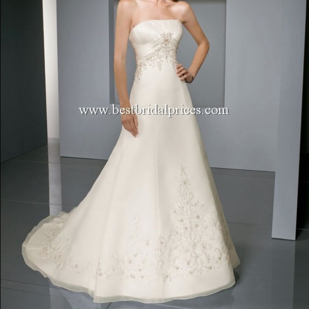 Mori Lee Wedding Gown