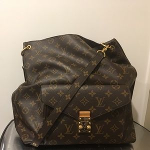 Louis Vuitton over the shoulder bag