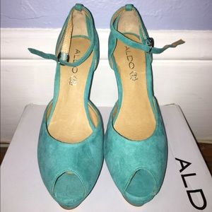 Aldo Peep Toe Shoe
