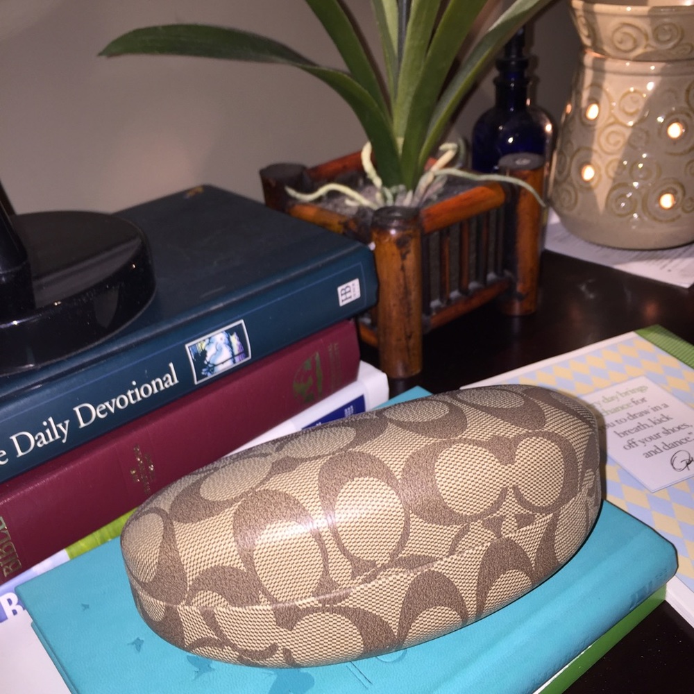 COACH Sunglasses Case