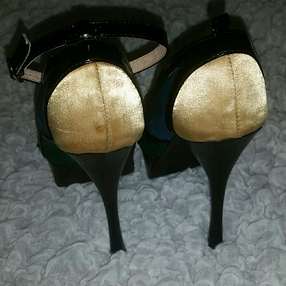 🔴 FINAL OFFER - HADARI Satin Color-Block Stiletto Heels - Picture 4 of 7