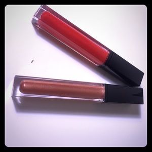 Estée Lauder lip gloss duo.