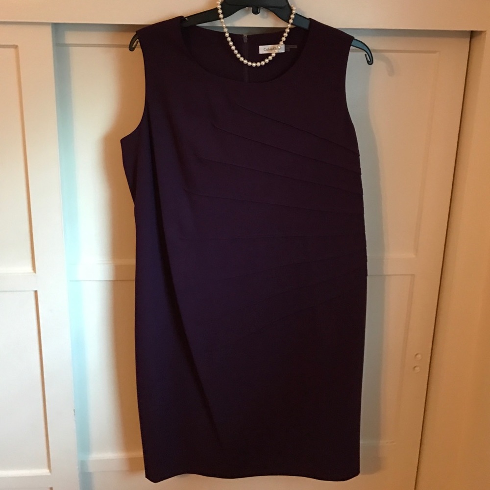 NEW🚨 purple Calvin Klein 👗 NEVER worn has 🏷