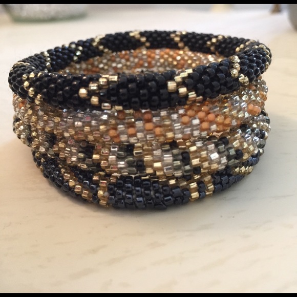 Lily and Laura  Jewelry - Set of Lily and Laura bracelets (4)