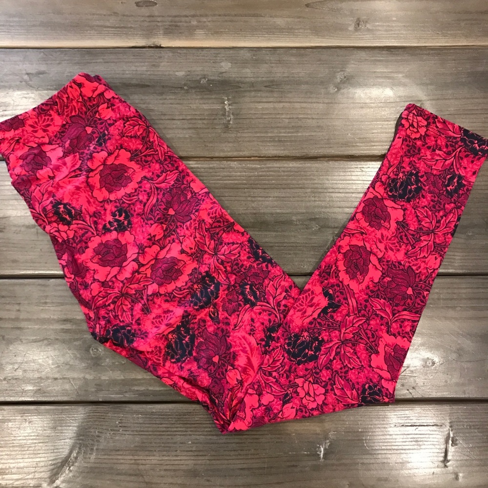 NEW OS pink/black flower LuLaRoe leggings!