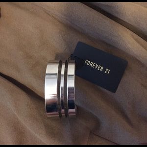 Forever 21 bracelet