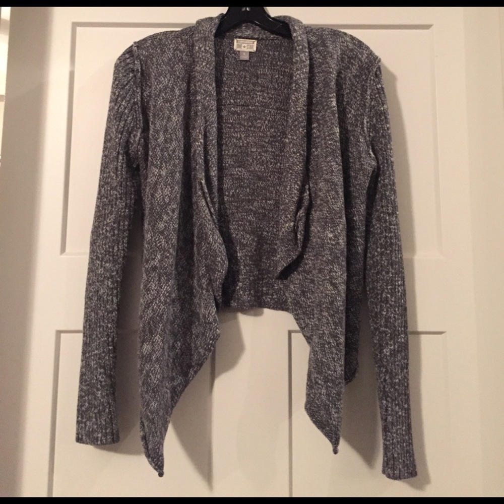 💗Adorable sweater never worn! 💗 Sz. S