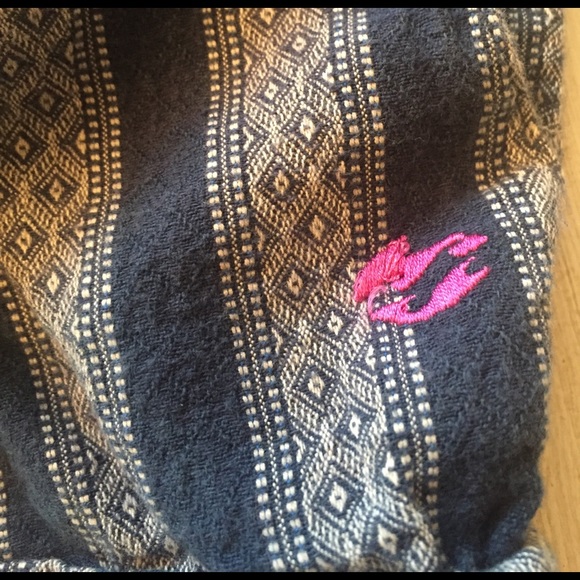 Billabong Shorts - Picture 3 of 4