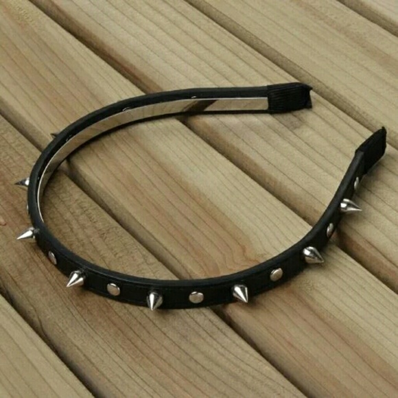 Accessories - SPIKE HEAD BAND