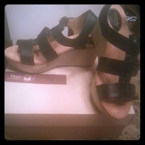 Brand New Clarks Artisan Sandals Wedges BNIB 10w
