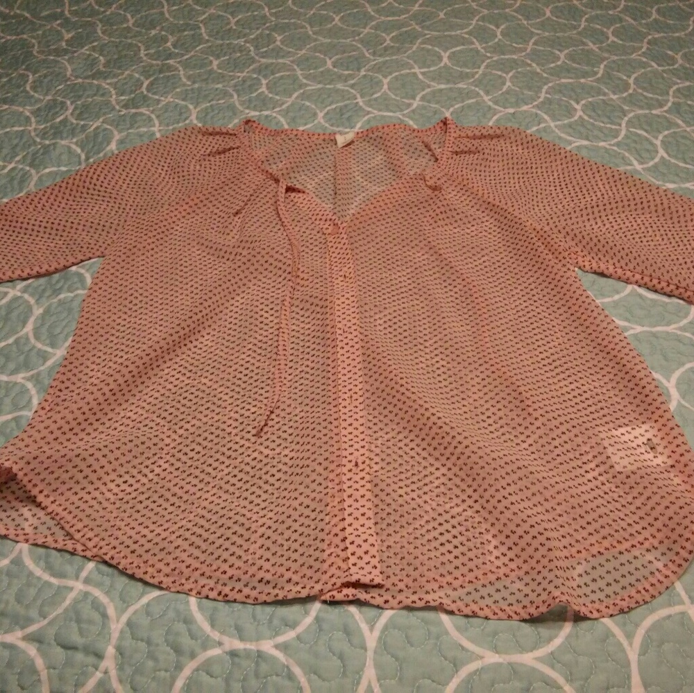 Spring top! Pink and patterned is maroon.