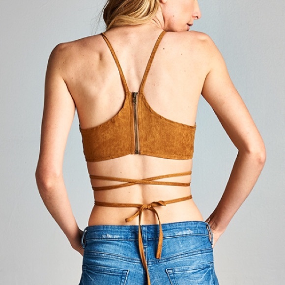 - LAST ONE- Indio Babe Wrap Around Top - Picture 6 of 8