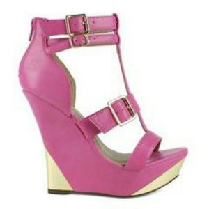 Women's Pink Buckle Wedge Sandal w/ Gold Tones