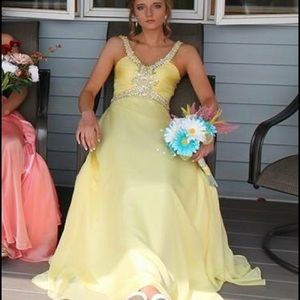Prom dress worn once