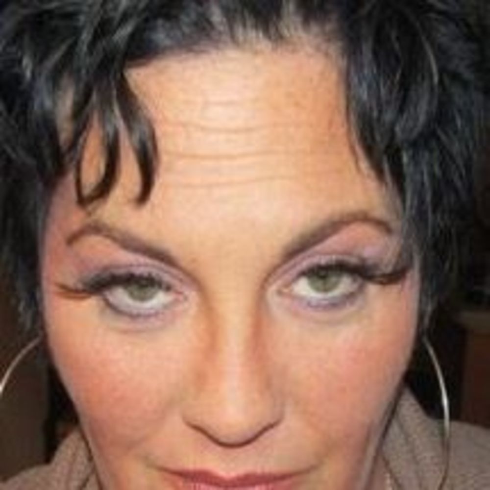 Meet your Posher, Linda