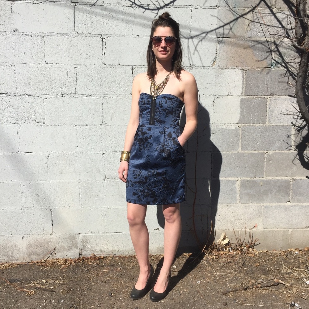 UO Silence + Noise Blue and Black Floral Dress