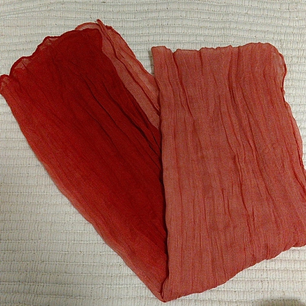 From light to dark scarf