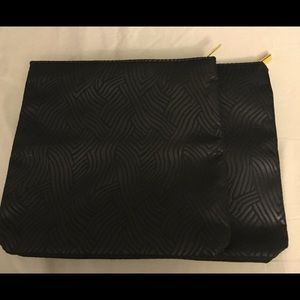 Brand New-Estée Lauder Black cosmetic bags