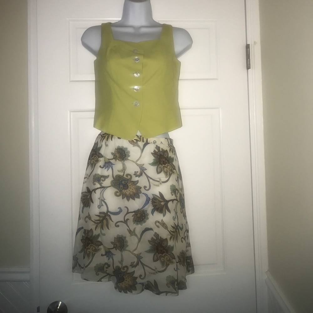 CHIC FEMININE FUN work/business/play dressy set