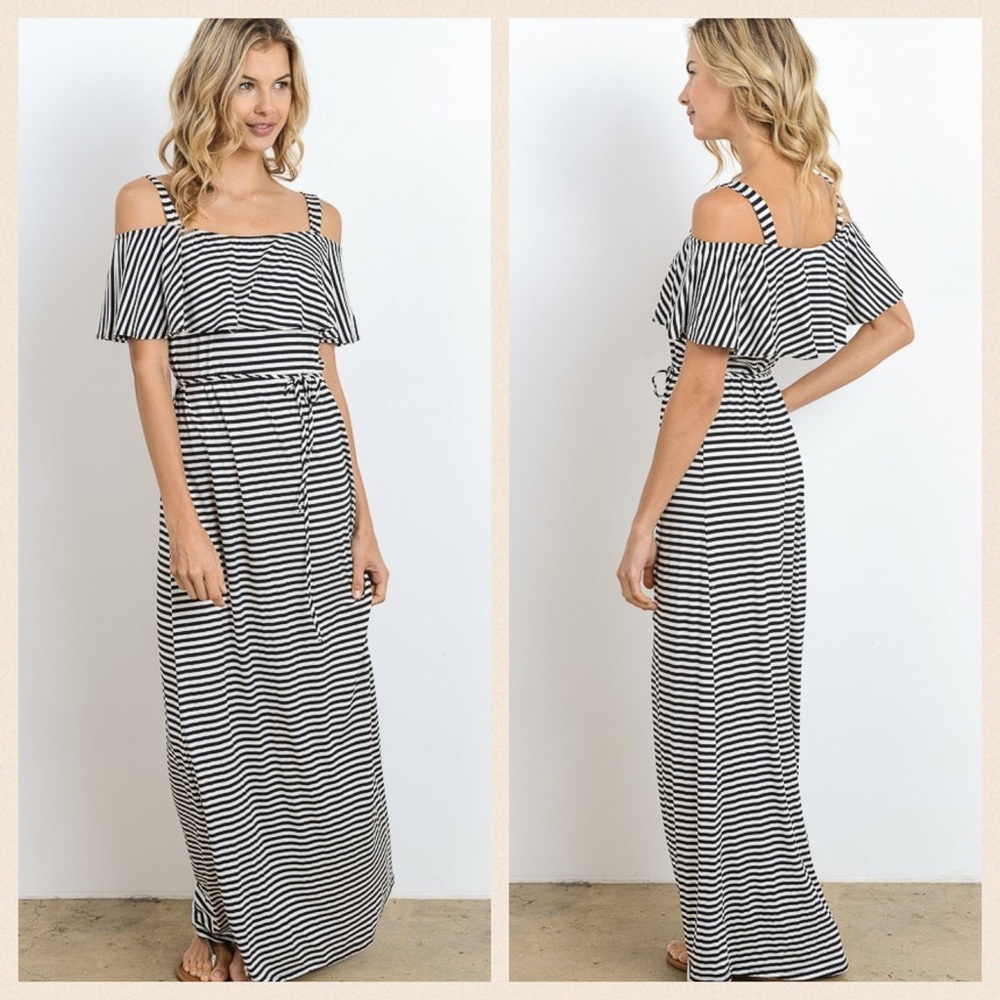 🆑GILLI Open Shoulder Maxi Dress - Picture 1 of 6