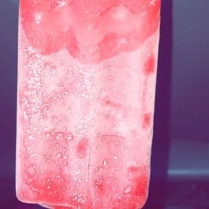 Meet your Posher, Carla