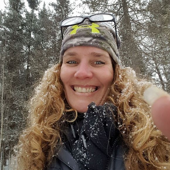 Meet your Posher, Marlene - Picture 1 of 1