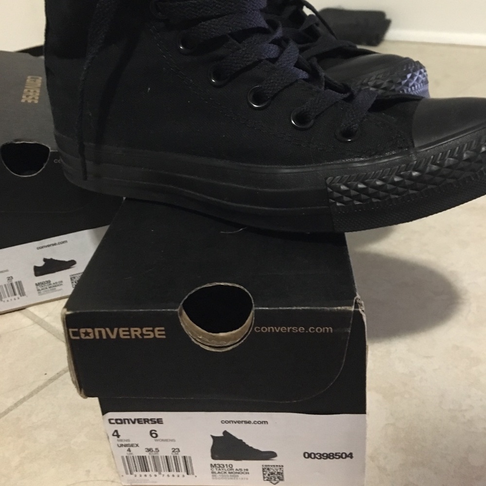 NEW HIGH TOPS CONVERSE‼️ (Size:6)