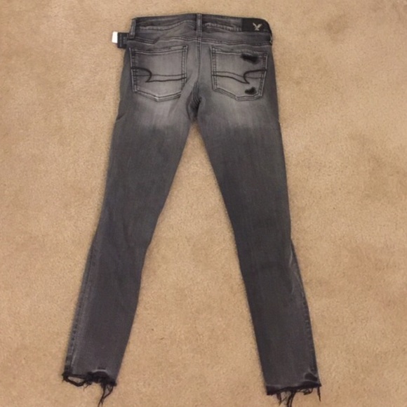 American Eagle skinny jeans 2S - Picture 4 of 4