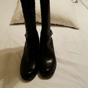 Brand new wide calf Bandolino leather boots