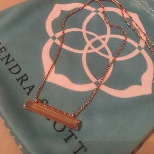 Kendra Scott Eleanor necklace