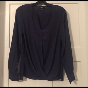 Gorgeous navy long sleeve Mossimo blouse.