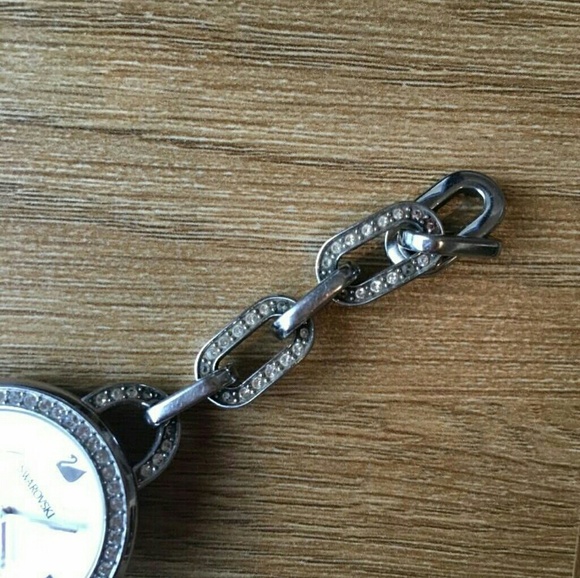 Alia White Watch With Spare Links And Polishing main image 6
