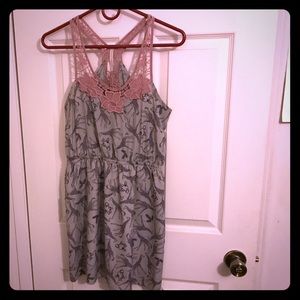Giraffe Dress grey with pink