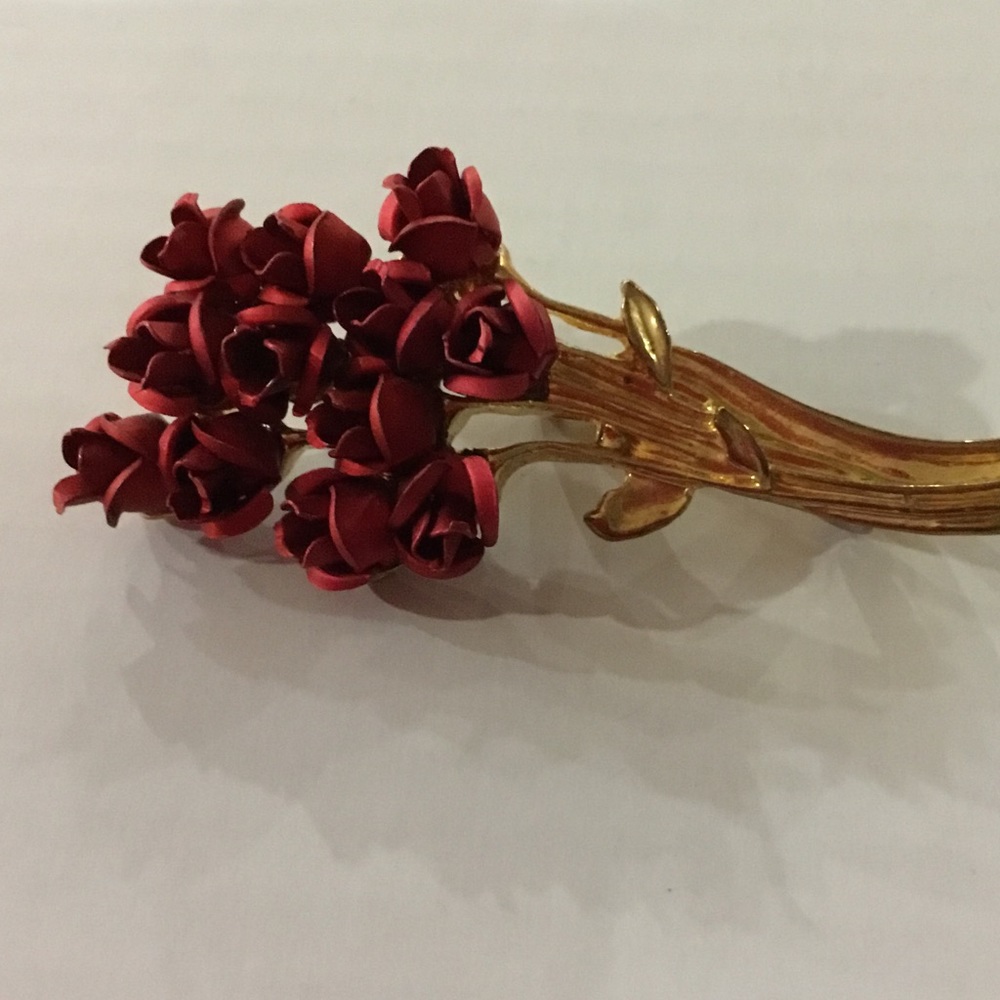 Red Roses 🌹Vintage Brooch - Picture 2 of 7