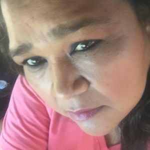 Meet your Posher, Isabel