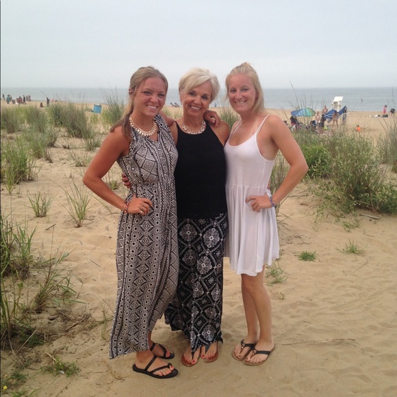 Meet your Posher, Melany - Picture 3 of 7