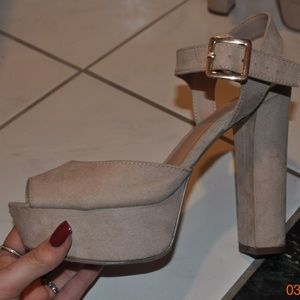 Platform nude heels!