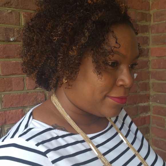 Meet your Posher, Edna - Picture 1 of 1