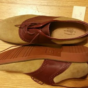 Bass shoes size 9.5 brand new