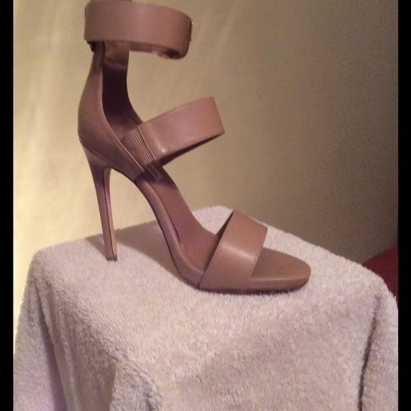 Steve Madden Stilettos - Picture 3 of 3