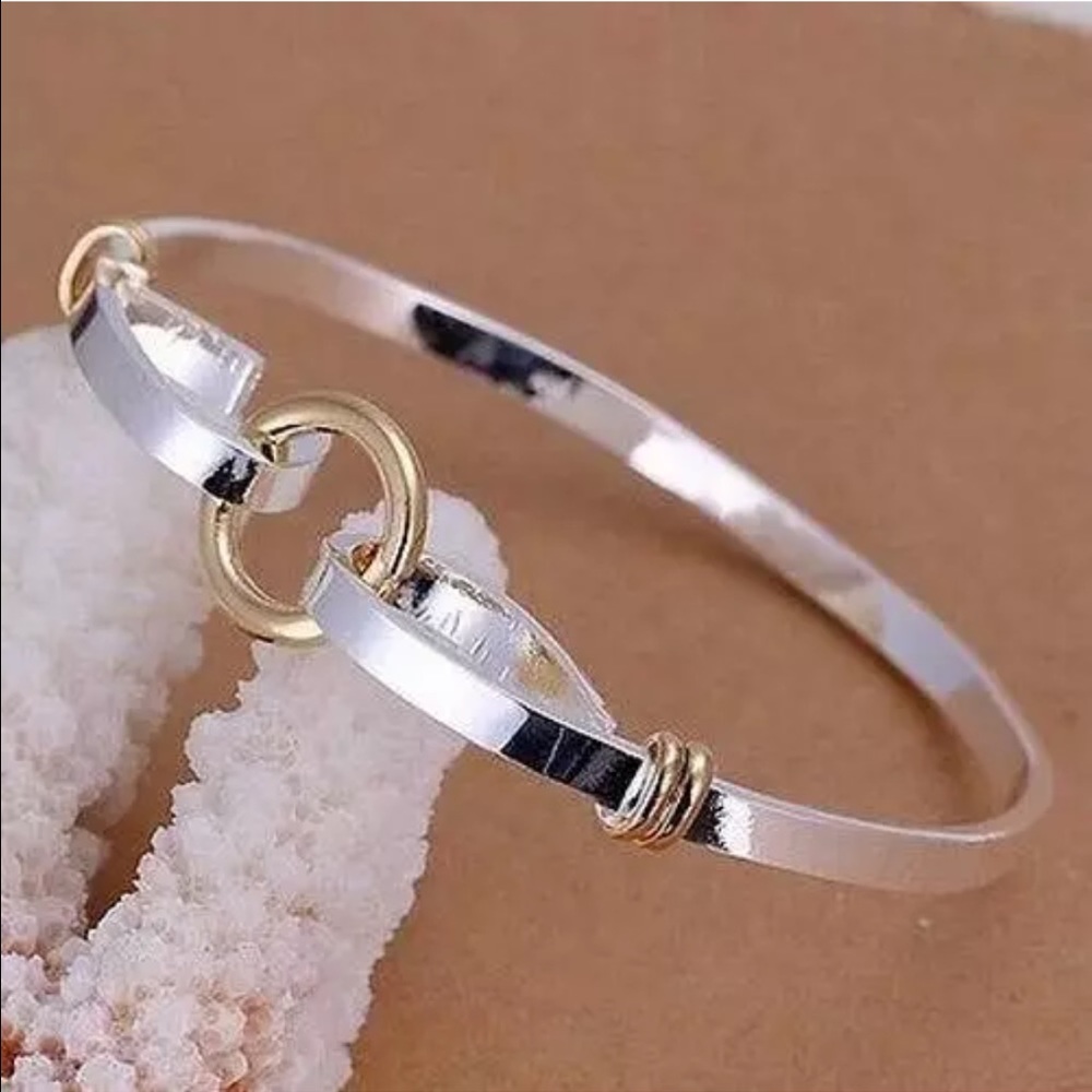 🌺🌺  Silver Bracelet 🌺🌺🌺🌺