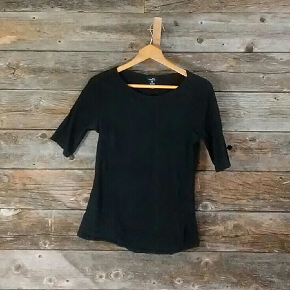 Rue 21 Black sleeve shirt