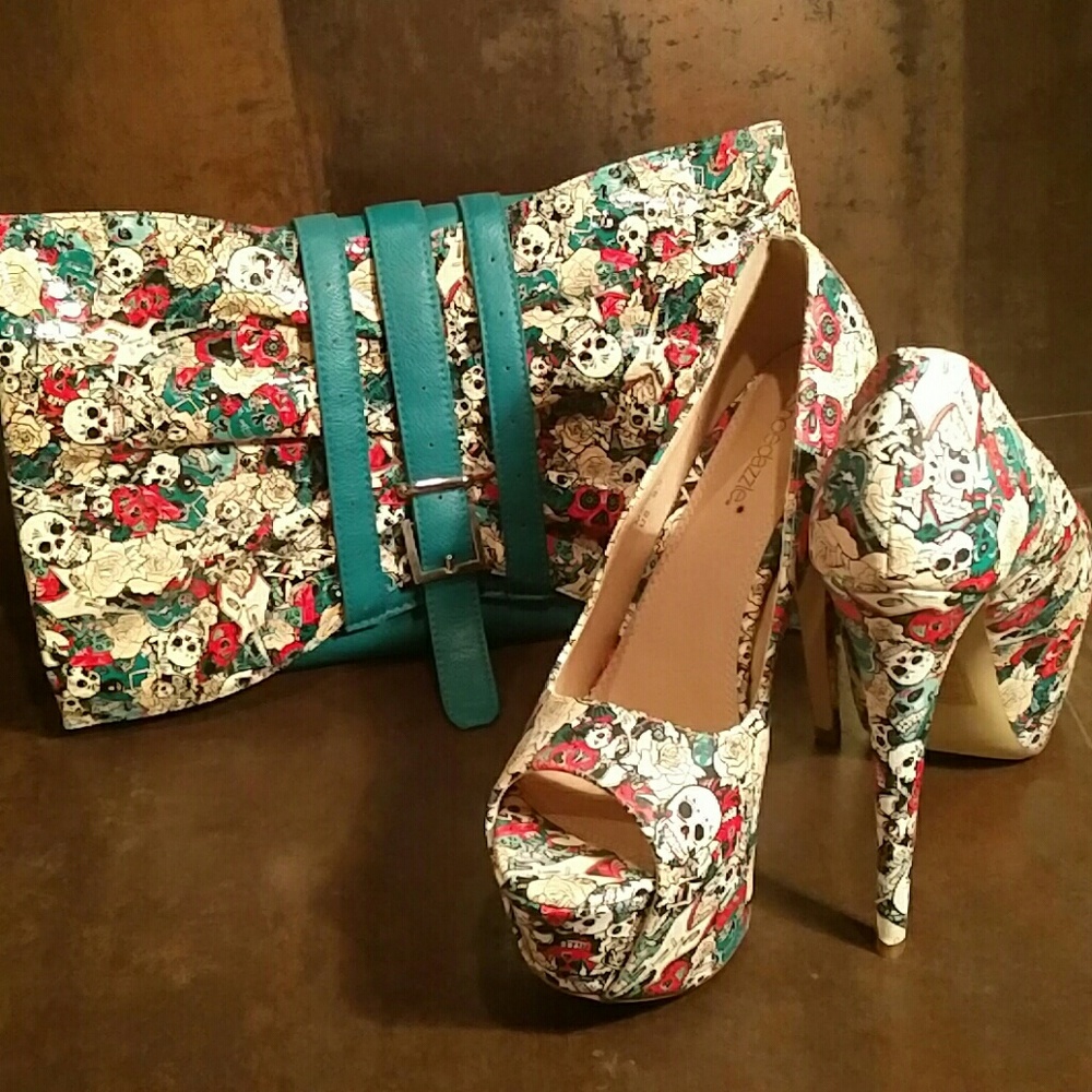 Sugar Skull Print Clutch + 5" Platform Peep Toes
